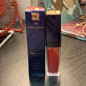 Estée Lauder Paint On Liquid Lip Color